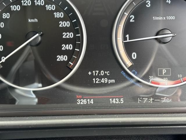 ５シリーズ ５２３ｉ　Ｍスポーツパッケージ　サンルーフ　レムス４本出しマフラー　ハーマンフロントリップ　リアカーボンディフューザー　ブラックペイント純正ＡＷ　ＩＤＲＩＶＥナビＴＶバックカメラ　ミラーＥＴＣ　コンフォートアクセスプッシュスタート（55枚目）