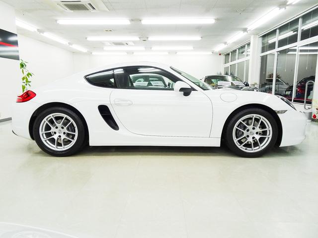 ベースグレード 右ハンドル PDK 2オーナー車 パドルシフト 電動格納ミラー シートヒーター バックカメラ ナビ テレビ CD ETC ブルートゥース HIDライト 18インチホイール ポルシェ純正電動リヤウイング(17枚目)