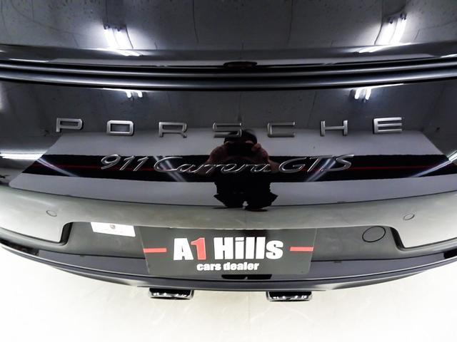 PORSCHE 911 911 CARRERA GTS