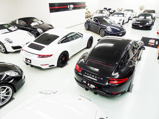 ９１１ ９１１タルガ４Ｓ　スポーツクロノパッケージ　ＬＥＤヘッドライト　２０インチクラシックホイール　レザーインテリア　１８ＷＡＹパワーシート　シートヒーター　シートベンチレーション　ＢＯＳＥ　電動格納ミラー　テレビチューナー（5枚目）