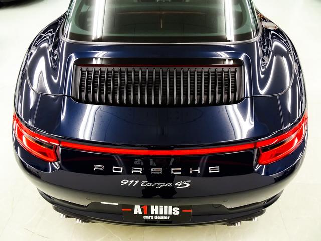 ９１１ ９１１タルガ４Ｓ　スポーツクロノパッケージ　ＬＥＤヘッドライト　２０インチクラシックホイール　レザーインテリア　１８ＷＡＹパワーシート　シートヒーター　シートベンチレーション　ＢＯＳＥ　電動格納ミラー　テレビチューナー（37枚目）
