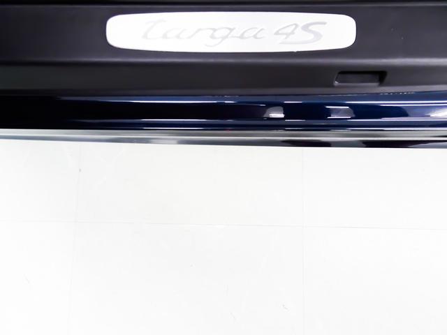 ９１１ ９１１タルガ４Ｓ　スポーツクロノパッケージ　ＬＥＤヘッドライト　２０インチクラシックホイール　レザーインテリア　１８ＷＡＹパワーシート　シートヒーター　シートベンチレーション　ＢＯＳＥ　電動格納ミラー　テレビチューナー（74枚目）