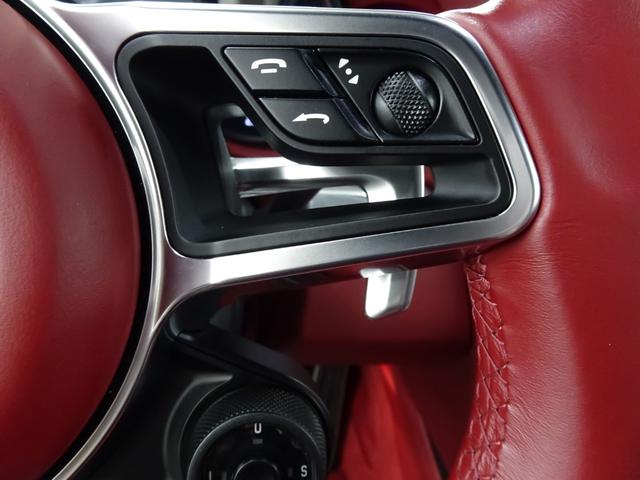 911 911カレラS スポーツクロノパッケージ スポーツエグゾースト レザーインテリア 14WAYパワーシート シートヒーター 電動格納ドアミラー パークセンサー マルチファンクション付ステアリング ステアリングヒーター(12枚目)