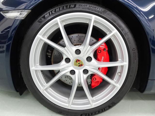 911 911カレラS スポーツクロノパッケージ スポーツエグゾースト レザーインテリア 14WAYパワーシート シートヒーター 電動格納ドアミラー パークセンサー マルチファンクション付ステアリング ステアリングヒーター(35枚目)