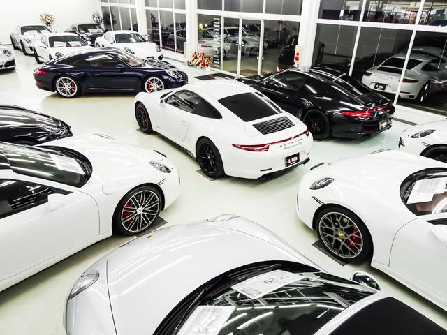 911 911カレラS スポーツクロノパッケージ スポーツエグゾースト レザーインテリア 14WAYパワーシート シートヒーター 電動格納ドアミラー パークセンサー マルチファンクション付ステアリング ステアリングヒーター(77枚目)