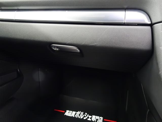 ケイマン S パドルシフト シートヒーター 電動格納ドアミラー HIDヘッドライト デュアルマフラーテールパイプ 19インチホイール レッドブレーキキャリパー ナビ テレビ CD ETC ブルートゥース(58枚目)