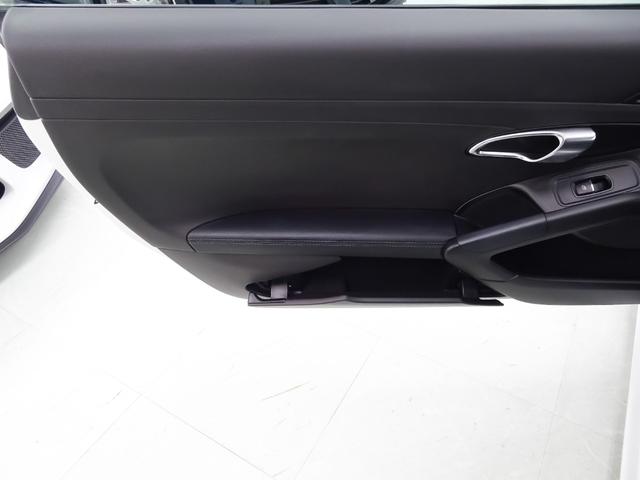 ケイマン S パドルシフト シートヒーター 電動格納ドアミラー HIDヘッドライト デュアルマフラーテールパイプ 19インチホイール レッドブレーキキャリパー ナビ テレビ CD ETC ブルートゥース(63枚目)