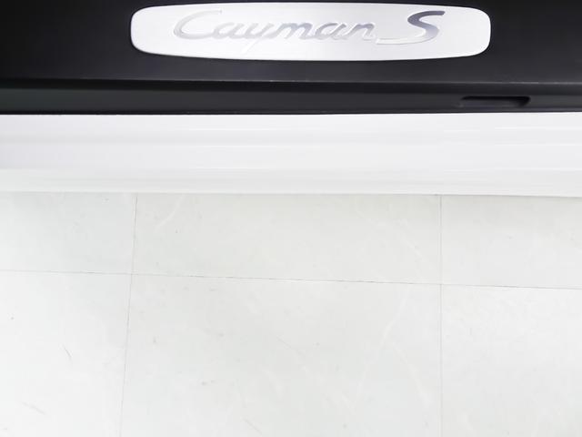 ケイマン S パドルシフト シートヒーター 電動格納ドアミラー HIDヘッドライト デュアルマフラーテールパイプ 19インチホイール レッドブレーキキャリパー ナビ テレビ CD ETC ブルートゥース(68枚目)