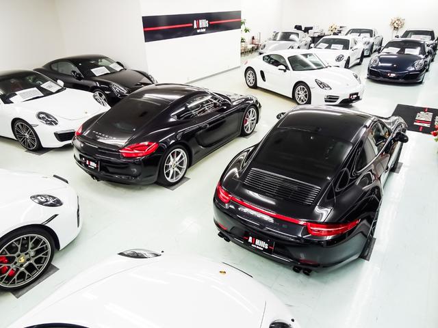 ケイマン ベースグレード パドルシフト シートヒーター PDLS付きHIDヘッドライト 電動格納ドアミラー 純正スポーツステアリング 18インチホイール バックカメラ ナビ テレビ CD ETC ピレリP ZERO(5枚目)