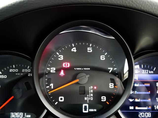 ケイマン ベースグレード パドルシフト シートヒーター PDLS付きHIDヘッドライト 電動格納ドアミラー 純正スポーツステアリング 18インチホイール バックカメラ ナビ テレビ CD ETC ピレリP ZERO(7枚目)