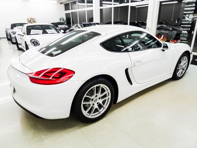 ケイマン ベースグレード パドルシフト シートヒーター PDLS付きHIDヘッドライト 電動格納ドアミラー 純正スポーツステアリング 18インチホイール バックカメラ ナビ テレビ CD ETC ピレリP ZERO(26枚目)