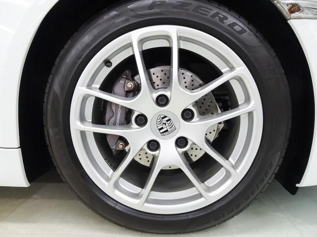 ケイマン ベースグレード パドルシフト シートヒーター PDLS付きHIDヘッドライト 電動格納ドアミラー 純正スポーツステアリング 18インチホイール バックカメラ ナビ テレビ CD ETC ピレリP ZERO(27枚目)