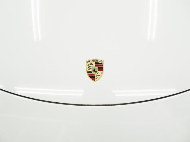 ケイマン ベースグレード パドルシフト シートヒーター PDLS付きHIDヘッドライト 電動格納ドアミラー 純正スポーツステアリング 18インチホイール バックカメラ ナビ テレビ CD ETC ピレリP ZERO(31枚目)