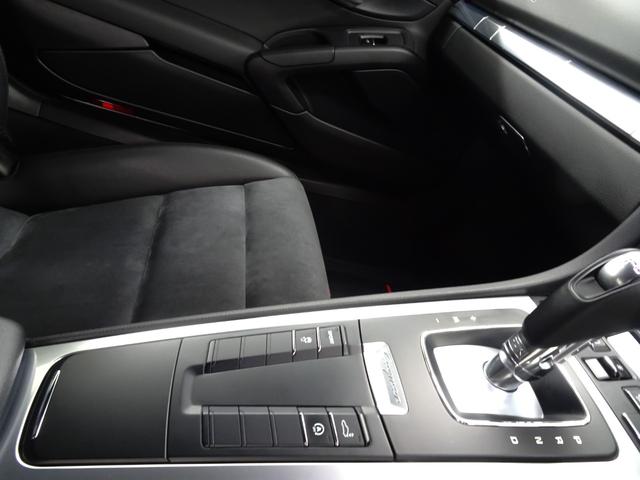 ケイマン ベースグレード パドルシフト シートヒーター PDLS付きHIDヘッドライト 電動格納ドアミラー 純正スポーツステアリング 18インチホイール バックカメラ ナビ テレビ CD ETC ピレリP ZERO(54枚目)