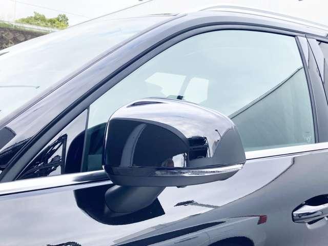 XC40 ウルトラ B4 AWD 登録済未使用車 パノラマルーフ harman/kardon Googleナビ 全周囲カメラ インテリセーフ 本革シート ステアリングヒーター シートヒーター 電動リアゲート ダークティンテッドガラス(32枚目)