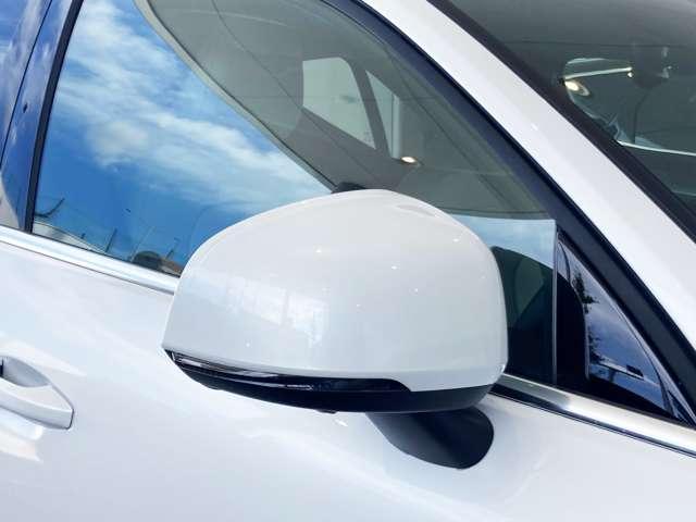 XC40 ウルトラ B3 登録済未使用車 サンルーフ  harman/kardon Googleナビ 全周囲カメラ 本革シート シートメモリー ステアリングヒーター シートヒーター 電動リアゲート ダークティンテッドガラス(22枚目)