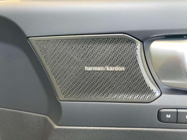 XC40 ウルトラ B3 登録済未使用車 サンルーフ  harman/kardon Googleナビ 全周囲カメラ 本革シート シートメモリー ステアリングヒーター シートヒーター 電動リアゲート ダークティンテッドガラス(59枚目)