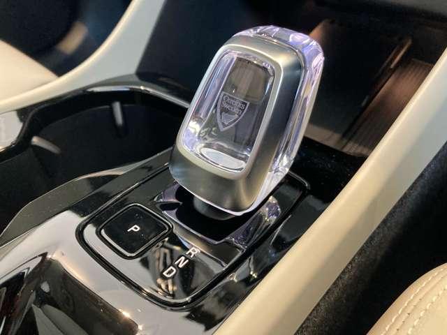 XC40 ウルトラ B3 登録済未使用車 サンルーフ  harman/kardon Googleナビ 全周囲カメラ 本革シート シートメモリー ステアリングヒーター シートヒーター 電動リアゲート ダークティンテッドガラス(67枚目)