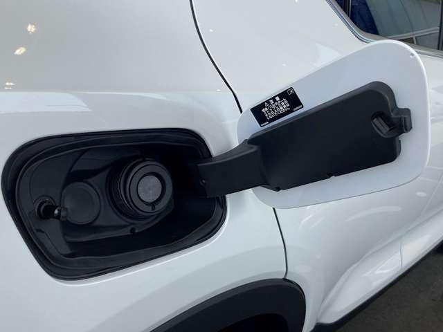 XC40 ウルトラ B4 AWD 登録済未使用車 harman/kardon Googleナビ 全周囲カメラ インテリセーフ 白革シート シートメモリー ステアリングヒーター シートヒーター 電動リアゲート ダークティンテッドガラス(26枚目)