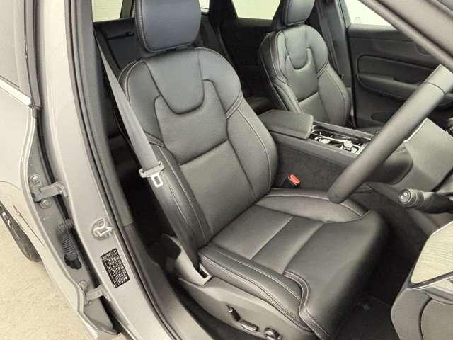 ＸＣ６０ ウルトラ　Ｂ５　ＡＷＤ　登録済未使用車　パノラマルーフ　ｈａｒｍａｎ／ｋａｒｄｏｎ　リラクゼーション　ベンチレーション　Ｇｏｏｇｌｅナビ　全周囲カメラ　ヘッドアップディスプレイ　本革シート　純正３６０°ドラレコ　本革シート（2枚目）