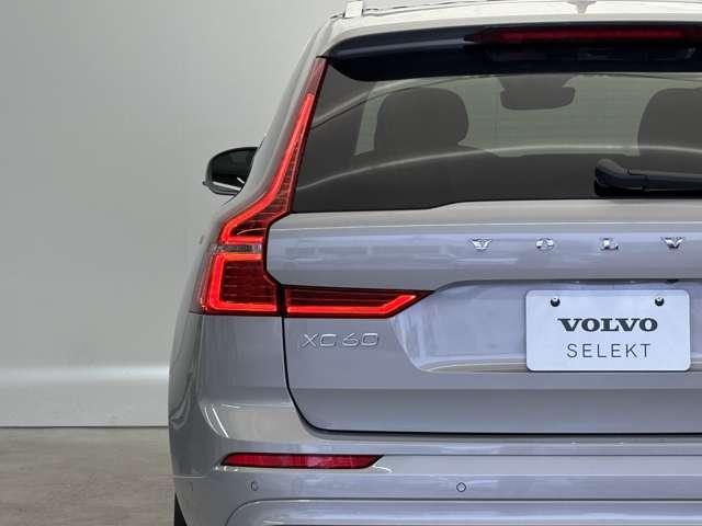 ＸＣ６０ ウルトラ　Ｂ５　ＡＷＤ　登録済未使用車　パノラマルーフ　ｈａｒｍａｎ／ｋａｒｄｏｎ　リラクゼーション　ベンチレーション　Ｇｏｏｇｌｅナビ　全周囲カメラ　ヘッドアップディスプレイ　本革シート　純正３６０°ドラレコ　本革シート（20枚目）