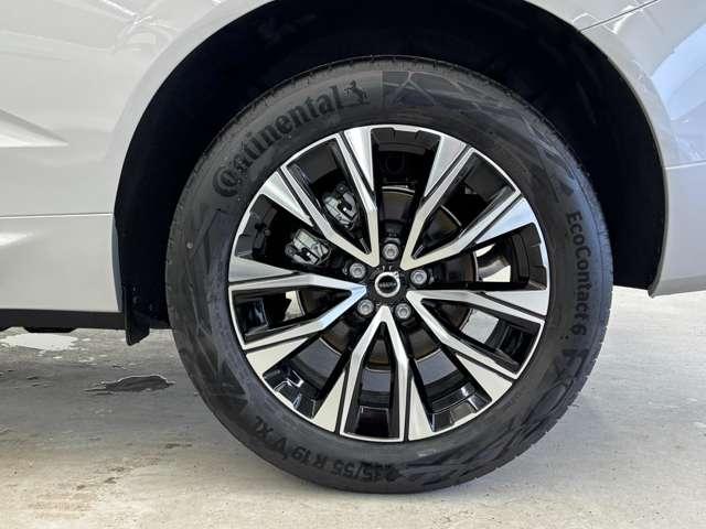 ＸＣ６０ ウルトラ　Ｂ５　ＡＷＤ　登録済未使用車　パノラマルーフ　ｈａｒｍａｎ／ｋａｒｄｏｎ　リラクゼーション　ベンチレーション　Ｇｏｏｇｌｅナビ　全周囲カメラ　ヘッドアップディスプレイ　本革シート　純正３６０°ドラレコ　本革シート（35枚目）