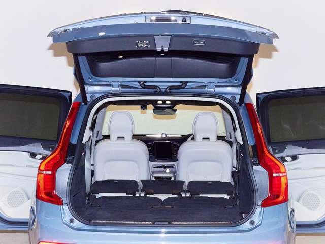 XC90 リチャージアルテメットT8AWDプラグインハイブリド 認定中古車 ワンオーナー B&W パノラマルーフ Googleナビ インテリセーフ 白革シート リラクゼーション ベンチレーション 全周囲カメラ ヘッドアップディスプレイ 22インチAW(15枚目)