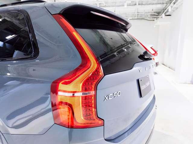 XC90 リチャージアルテメットT8AWDプラグインハイブリド 認定中古車 ワンオーナー B&W パノラマルーフ Googleナビ インテリセーフ 白革シート リラクゼーション ベンチレーション 全周囲カメラ ヘッドアップディスプレイ 22インチAW(60枚目)