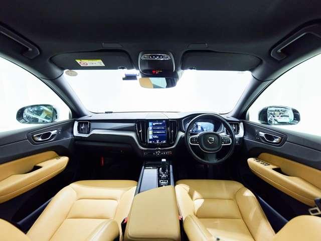 ＸＣ６０ Ｂ５　ＡＷＤ　モーメンタム　４ＷＤ　認定中古車　ワンオーナー　禁煙車　インテリセーフ　全周囲カメラ　フルセグ　茶革シート　シートメモリー　シートヒーター　ドラレコ　ルーフレール　ＬＥＤヘッド　Ｂｌｕｅｔｏｏｔｈ接続　スマートキー（3枚目）
