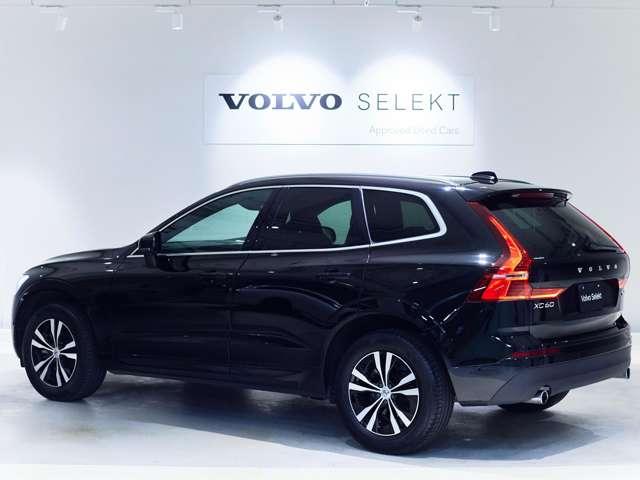 ＸＣ６０ Ｂ５　ＡＷＤ　モーメンタム　４ＷＤ　認定中古車　ワンオーナー　禁煙車　インテリセーフ　全周囲カメラ　フルセグ　茶革シート　シートメモリー　シートヒーター　ドラレコ　ルーフレール　ＬＥＤヘッド　Ｂｌｕｅｔｏｏｔｈ接続　スマートキー（17枚目）