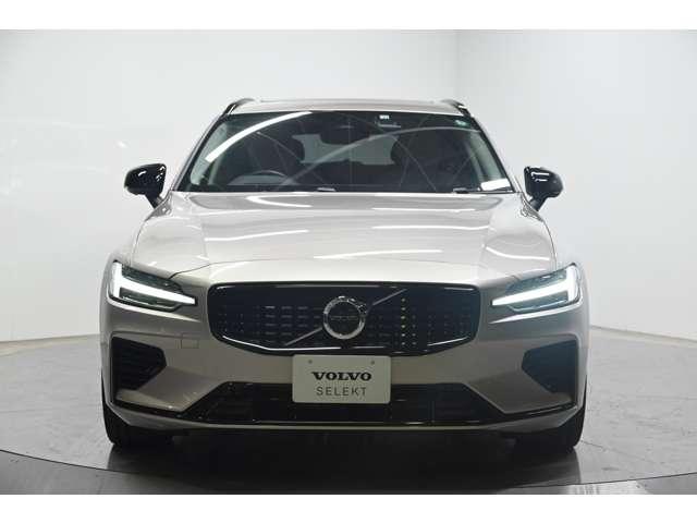 Ｖ６０ リチャジアルティメットＴ６ＡＷＤプラグインハイブリド　４ＷＤ　認定中古車　ワンオーナー　サンルーフ　ｈａｒｍａｎ／ｋａｒｄｏｎ　Ｇｏｏｇｌｅナビ　白革シート　リラクゼーション機能　ベンチレーション機能　電子制御ＡＷＤシステム　オレフォスシフト　ドラレコ（14枚目）