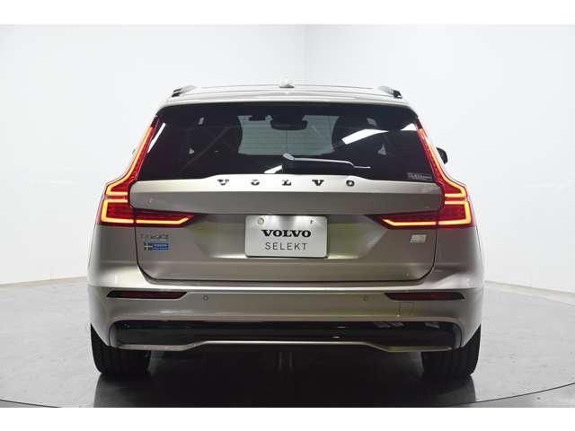 Ｖ６０ リチャジアルティメットＴ６ＡＷＤプラグインハイブリド　４ＷＤ　認定中古車　ワンオーナー　サンルーフ　ｈａｒｍａｎ／ｋａｒｄｏｎ　Ｇｏｏｇｌｅナビ　白革シート　リラクゼーション機能　ベンチレーション機能　電子制御ＡＷＤシステム　オレフォスシフト　ドラレコ（15枚目）