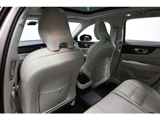 Ｖ６０ リチャジアルティメットＴ６ＡＷＤプラグインハイブリド　４ＷＤ　認定中古車　ワンオーナー　サンルーフ　ｈａｒｍａｎ／ｋａｒｄｏｎ　Ｇｏｏｇｌｅナビ　白革シート　リラクゼーション機能　ベンチレーション機能　電子制御ＡＷＤシステム　オレフォスシフト　ドラレコ（39枚目）