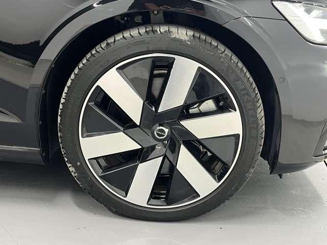 Ｖ６０ リチャジアルティメットＴ６ＡＷＤプラグインハイブリド　４ＷＤ　認定中古車　ワンオーナー　サンルーフ　ｈａｒｍａｎ／ｋａｒｄｏｎ　Ｇｏｏｇｌｅナビ　全周囲カメラ　インテリセーフ　茶革シート　リラクゼーション機能　ベンチレーション機能　純正ドラレコ　禁煙車（21枚目）