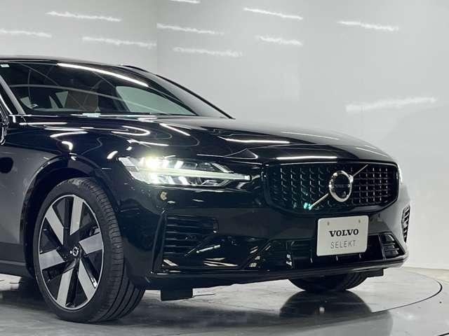 Ｖ６０ リチャジアルティメットＴ６ＡＷＤプラグインハイブリド　４ＷＤ　認定中古車　ワンオーナー　サンルーフ　ｈａｒｍａｎ／ｋａｒｄｏｎ　Ｇｏｏｇｌｅナビ　全周囲カメラ　インテリセーフ　茶革シート　リラクゼーション機能　ベンチレーション機能　純正ドラレコ　禁煙車（24枚目）