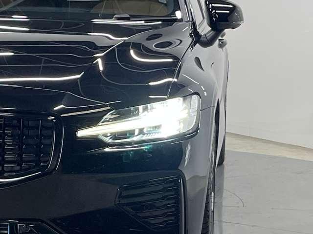 Ｖ６０ リチャジアルティメットＴ６ＡＷＤプラグインハイブリド　４ＷＤ　認定中古車　ワンオーナー　サンルーフ　ｈａｒｍａｎ／ｋａｒｄｏｎ　Ｇｏｏｇｌｅナビ　全周囲カメラ　インテリセーフ　茶革シート　リラクゼーション機能　ベンチレーション機能　純正ドラレコ　禁煙車（26枚目）