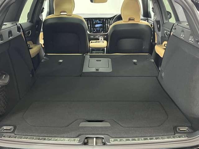 Ｖ６０ リチャジアルティメットＴ６ＡＷＤプラグインハイブリド　４ＷＤ　認定中古車　ワンオーナー　サンルーフ　ｈａｒｍａｎ／ｋａｒｄｏｎ　Ｇｏｏｇｌｅナビ　全周囲カメラ　インテリセーフ　茶革シート　リラクゼーション機能　ベンチレーション機能　純正ドラレコ　禁煙車（35枚目）