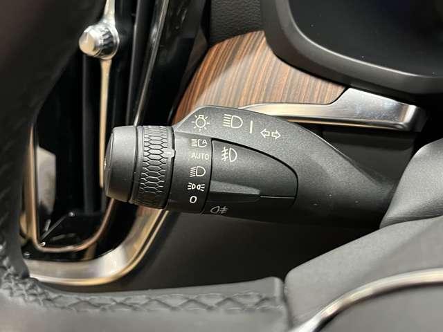 Ｖ６０ リチャジアルティメットＴ６ＡＷＤプラグインハイブリド　４ＷＤ　認定中古車　ワンオーナー　サンルーフ　ｈａｒｍａｎ／ｋａｒｄｏｎ　Ｇｏｏｇｌｅナビ　全周囲カメラ　インテリセーフ　茶革シート　リラクゼーション機能　ベンチレーション機能　純正ドラレコ　禁煙車（44枚目）