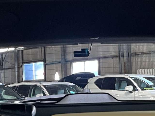 Ｖ６０ リチャジアルティメットＴ６ＡＷＤプラグインハイブリド　４ＷＤ　認定中古車　ワンオーナー　サンルーフ　ｈａｒｍａｎ／ｋａｒｄｏｎ　Ｇｏｏｇｌｅナビ　全周囲カメラ　インテリセーフ　茶革シート　リラクゼーション機能　ベンチレーション機能　純正ドラレコ　禁煙車（51枚目）