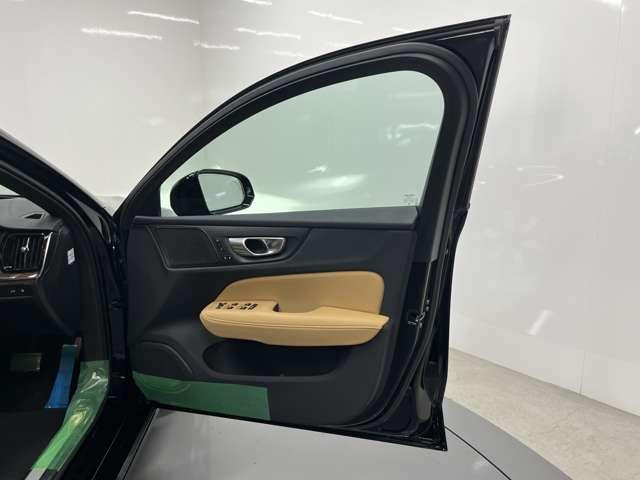 Ｖ６０ リチャジアルティメットＴ６ＡＷＤプラグインハイブリド　４ＷＤ　認定中古車　ワンオーナー　サンルーフ　ｈａｒｍａｎ／ｋａｒｄｏｎ　Ｇｏｏｇｌｅナビ　全周囲カメラ　インテリセーフ　茶革シート　リラクゼーション機能　ベンチレーション機能　純正ドラレコ　禁煙車（53枚目）