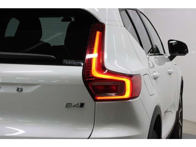 ＸＣ４０ ウルトラ　Ｂ４　ＡＷＤ　ダークエディション　認定中古車　特別仕様車　サンルーフ　ｈａｒｍａｎ／ｋａｒｄｏｎ　Ｇｏｏｇｌｅナビ　インテリセーフ　全周囲カメラ　ドラレコ　本革シート　シートメモリー　電動リアゲート　ダークティンテッドガラス（60枚目）