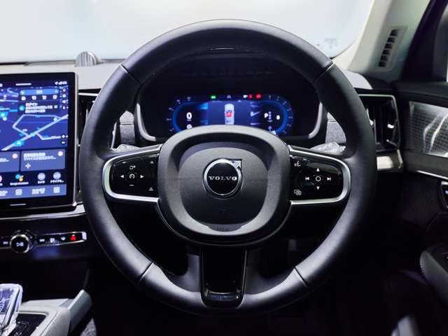 ＸＣ９０ ウルトラ　Ｂ５　ＡＷＤ　認定中古車　現行　Ｂ＆Ｗ　サンルーフ　デジタルミラー　ドラレコ　１１．２インチＧｏｏｇｌｅナビ　インテリセーフ　本革シート　リラクゼーション機能　ベンチレーション機能　メモリーシート　７人乗　オレフォ（10枚目）