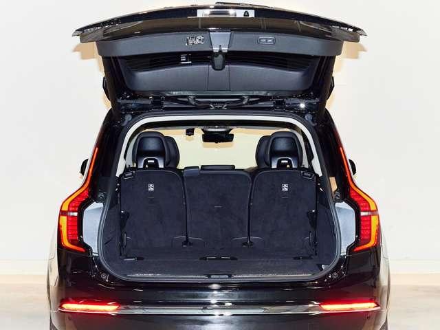 ＸＣ９０ ウルトラ　Ｂ５　ＡＷＤ　認定中古車　現行　Ｂ＆Ｗ　サンルーフ　デジタルミラー　ドラレコ　１１．２インチＧｏｏｇｌｅナビ　インテリセーフ　本革シート　リラクゼーション機能　ベンチレーション機能　メモリーシート　７人乗　オレフォ（24枚目）