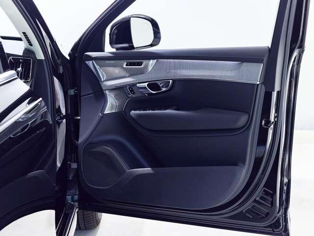 ＸＣ９０ ウルトラ　Ｂ５　ＡＷＤ　認定中古車　現行　Ｂ＆Ｗ　サンルーフ　デジタルミラー　ドラレコ　１１．２インチＧｏｏｇｌｅナビ　インテリセーフ　本革シート　リラクゼーション機能　ベンチレーション機能　メモリーシート　７人乗　オレフォ（29枚目）