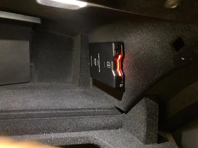 ３０８ ＳＷ　ＧＴハイブリッド　新車保証継承　衝突軽減Ｂ　ＥＴＣ　サンルーフ　ＡＣＣ　ＬＥＤライト　電動リアゲート　シートヒーター　元試乗車　バックカメラ　ルーフレール　禁煙車　車線逸脱警告　運転席パワーシート　３６０℃カメラ（24枚目）