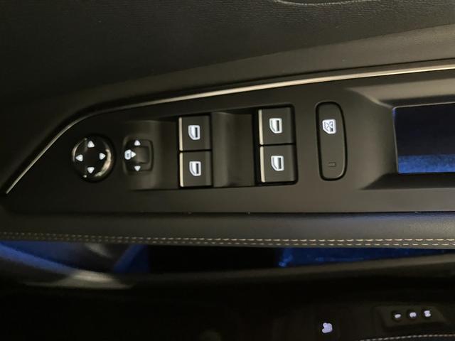 ３００８ ＧＴ　ブルーＨＤｉ　禁煙車両　ワンオ－ナ－　盗難防止システム　電動格納ミラー　記録簿　ＬＥＤライト　Ｂｌｕｅｔｏｏｔｈ　アクティブセーフティブレーキ　ターボ　ナビＴＶ　ドラレコ　フルセグＴＶ　オートエアコン　電動シート（28枚目）