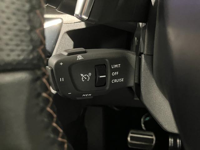 ３００８ ＧＴ　ブルーＨＤｉ　禁煙車両　ワンオ－ナ－　盗難防止システム　電動格納ミラー　記録簿　ＬＥＤライト　Ｂｌｕｅｔｏｏｔｈ　アクティブセーフティブレーキ　ターボ　ナビＴＶ　ドラレコ　フルセグＴＶ　オートエアコン　電動シート（31枚目）