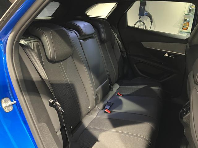 ３００８ ＧＴ　ブルーＨＤｉ　禁煙車両　ワンオ－ナ－　盗難防止システム　電動格納ミラー　記録簿　ＬＥＤライト　Ｂｌｕｅｔｏｏｔｈ　アクティブセーフティブレーキ　ターボ　ナビＴＶ　ドラレコ　フルセグＴＶ　オートエアコン　電動シート（43枚目）