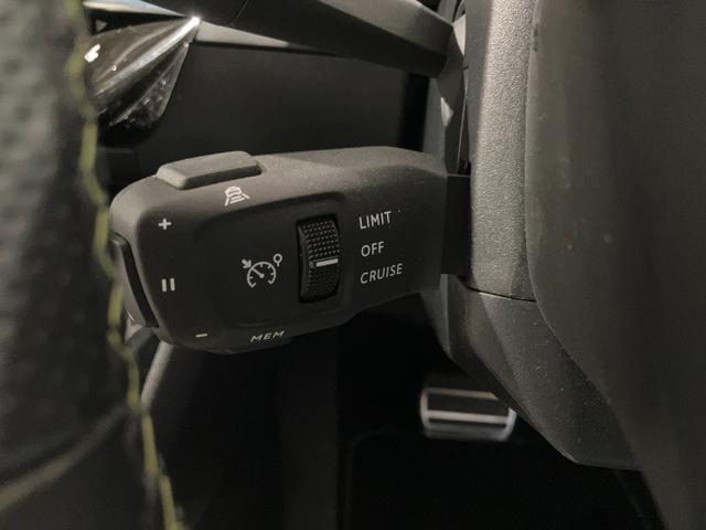 e-2008 GTライン アクティブセーフティブレーキ レーンキープアシスト LEDライト シートヒーター ETC スマートキー アダプティブクルーズコントロール ドラレコ Bカメラ Bluetooth(31枚目)