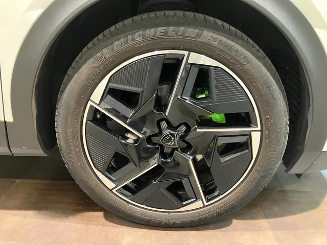 408 GT 1オーナー 車線逸脱警告 Pゲート Pシート シートH 禁煙車 アダプティブクルーズコントロール 360°ビジョン ナビ アイドリングストップ ターボ ETC スマートキー オートマチックハイビーム(16枚目)